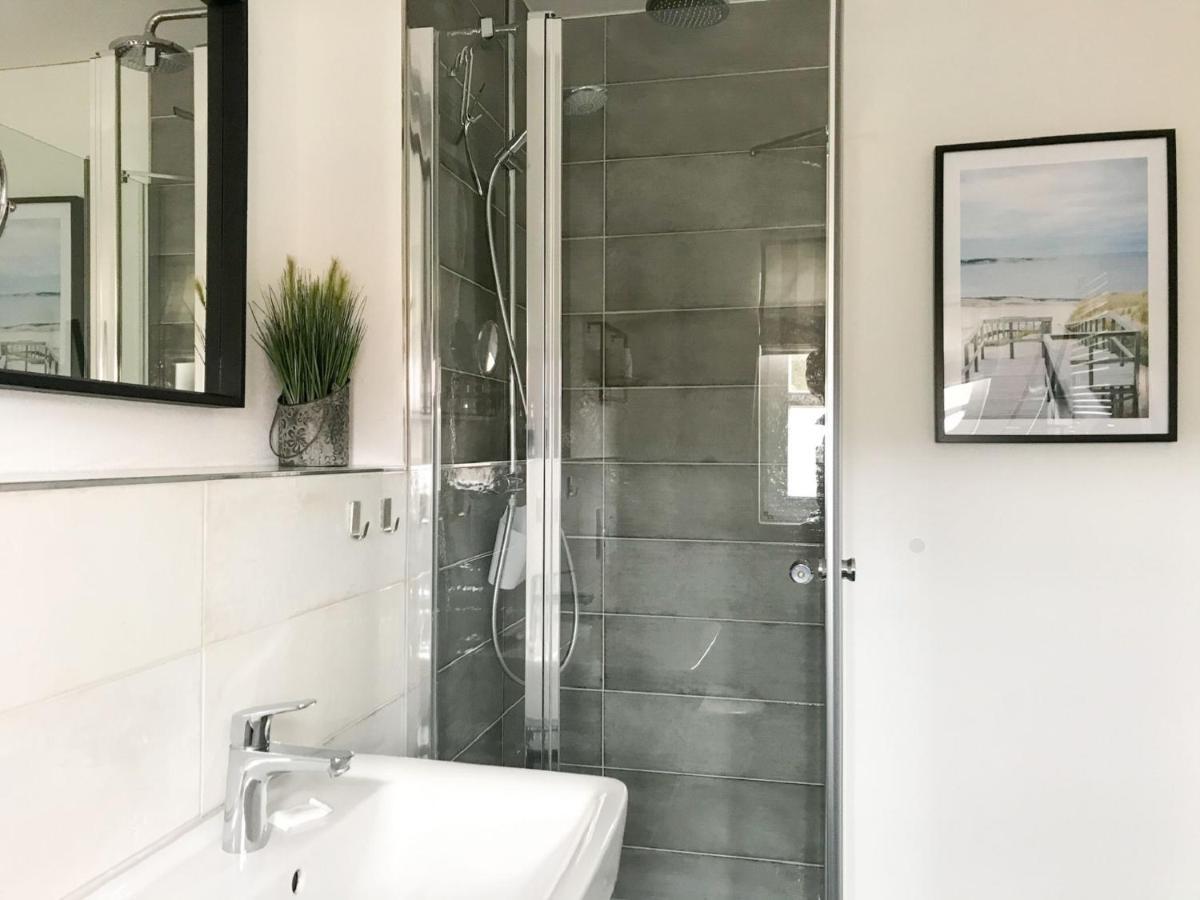Feriendorf Rugana - Komfortplus Appartement Mit 1 Schlafzimmer A03 Dranske Esterno foto
